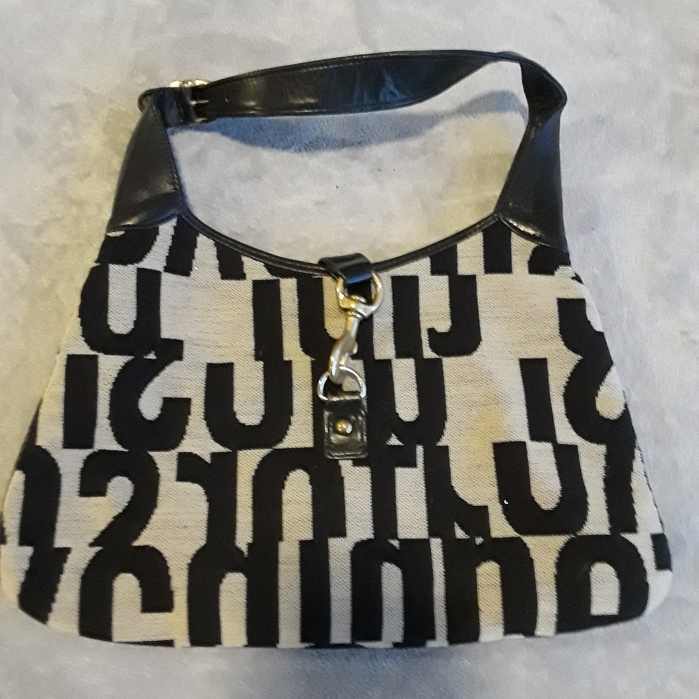 Sonja Benson black & tan purse
